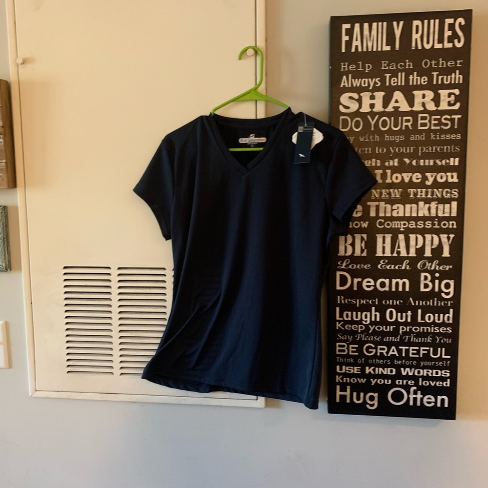 Moisture Management NWT work out tee Sz L